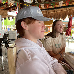 Meet your Posher, Charles